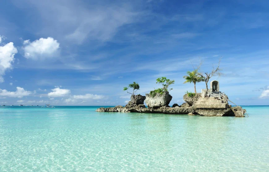 Mövenpick Resort and Spa Boracay 5- star Philippines trip w/air for 2 Adults (7 days-6 nights)