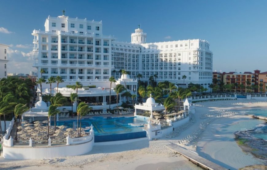 Riu Palace Las Americas – All Inclusive trip w/air for 2 Adults (8 days-7 nights) -Adults Only